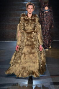 フミエタナカってどんなブランド？ワンピース、イヤリングなど人気の要素や中古相場まで｜FUMIE=TANAKA